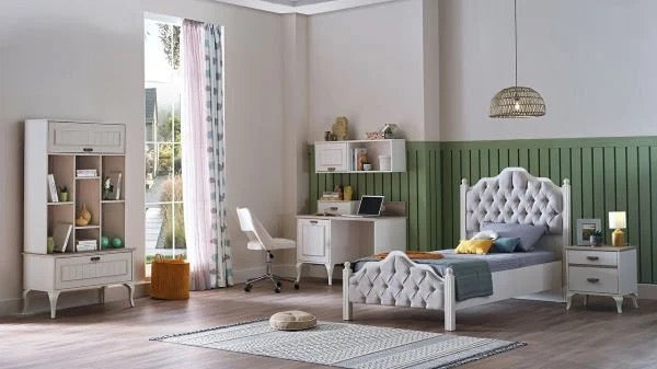 BELLONA ANDERA kumeza kubanyeshuri bato