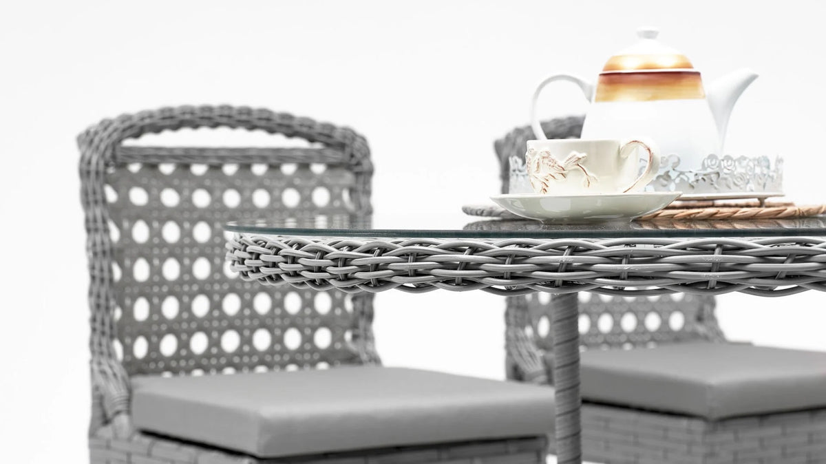 BELLONA PERNILLA OVAL GARDEN SET (shiraho: ameza 1 + intebe 4)